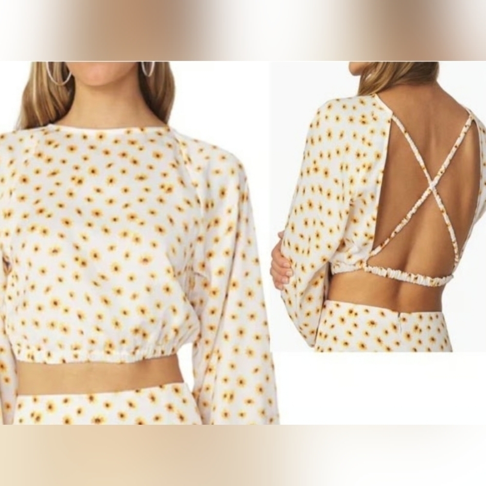WeWoreWhat Ivory Multi Ditsy Daisies Billow Sleeve Open Back Top, Size Large
